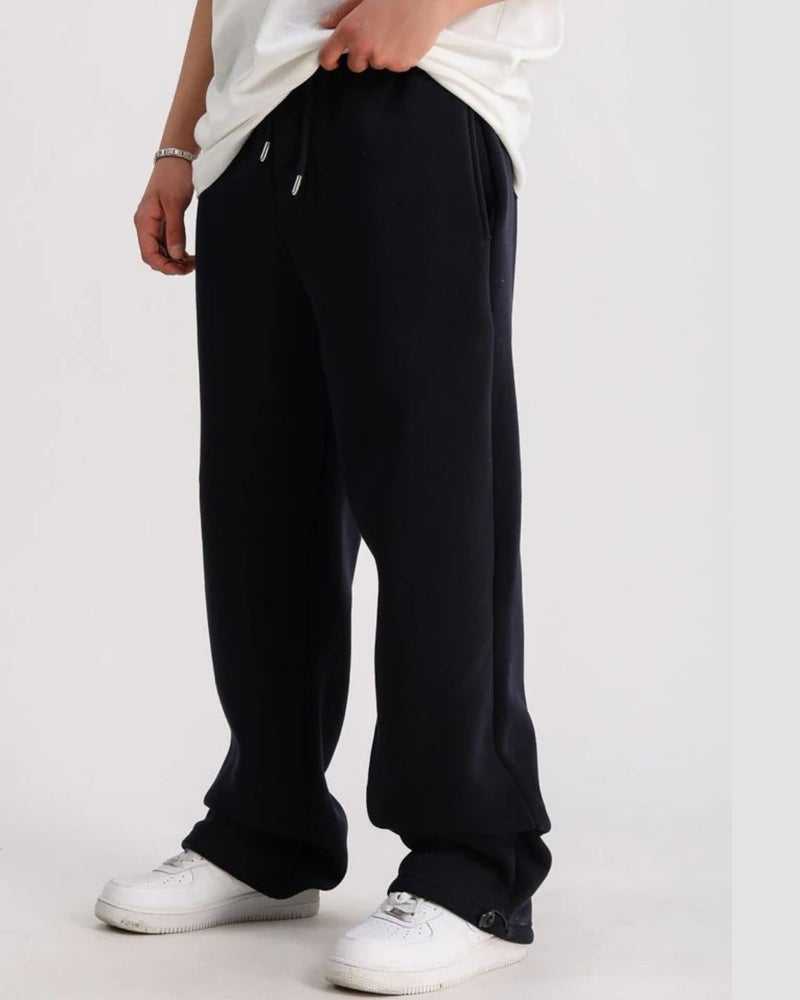 فلاينوف بنطلون جوغر أسود أساسي بقصة فضفاضة - Image 2